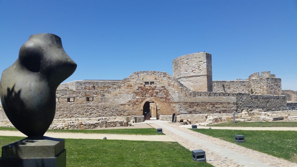 экскурсия в крепость Саморы