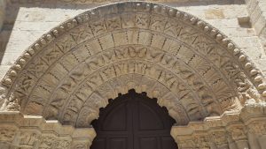 Экскурсии в романские храмы Саморы