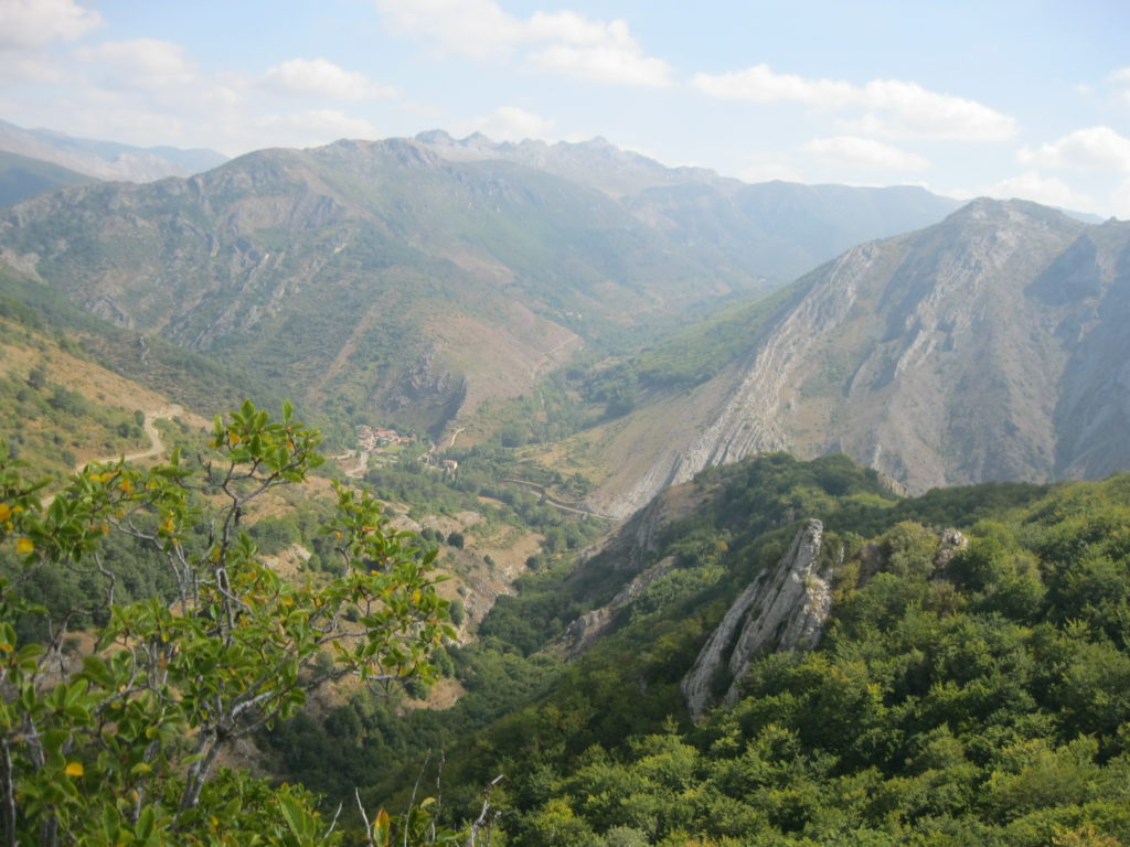 Экскурсии в горные пещеры