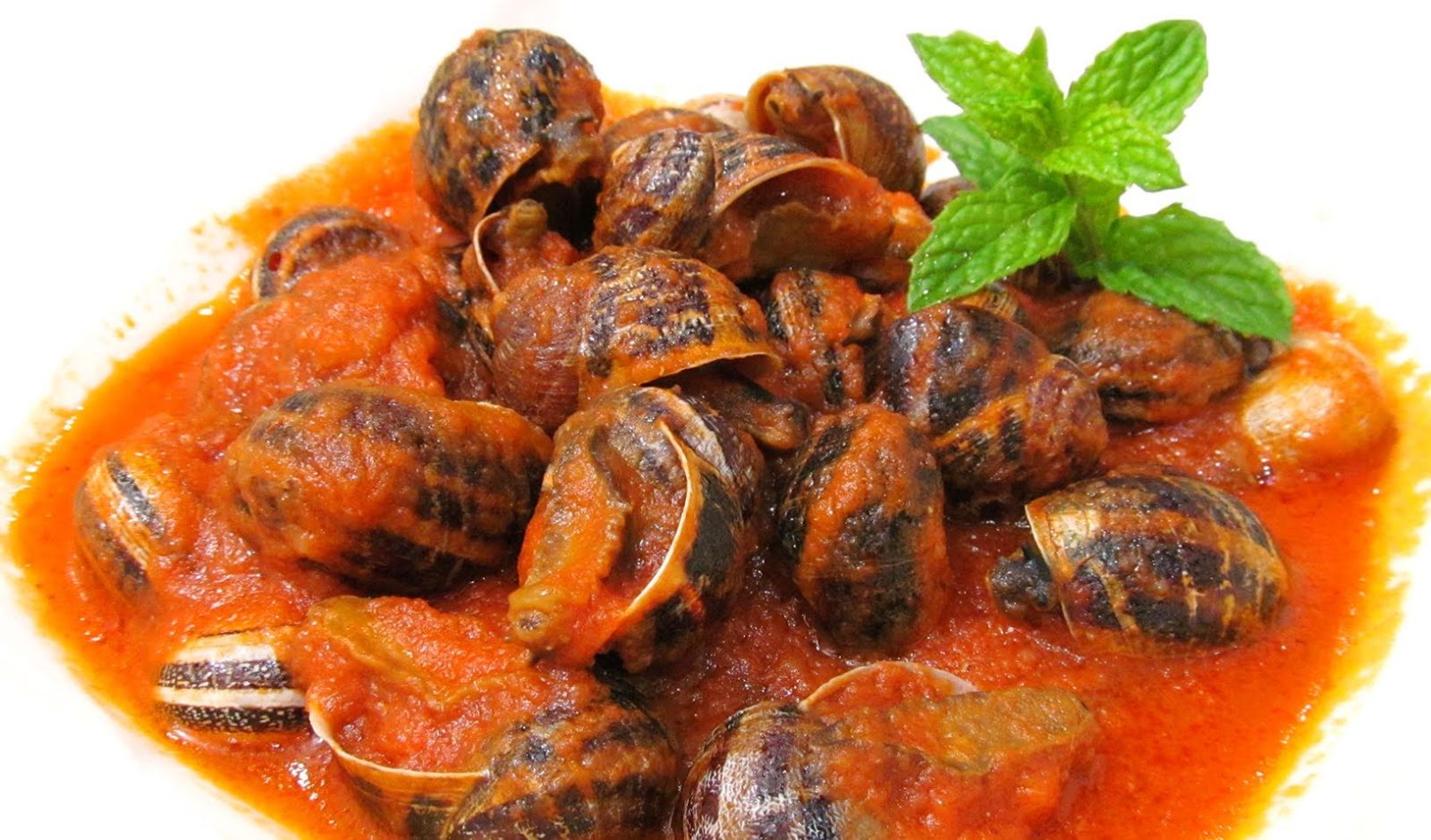 Сaracoles en salsa – улитки в соусе.