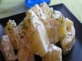 PatatasAli-Oli – кусочки вареного картофеля с чесночным соусом Али -Оли.