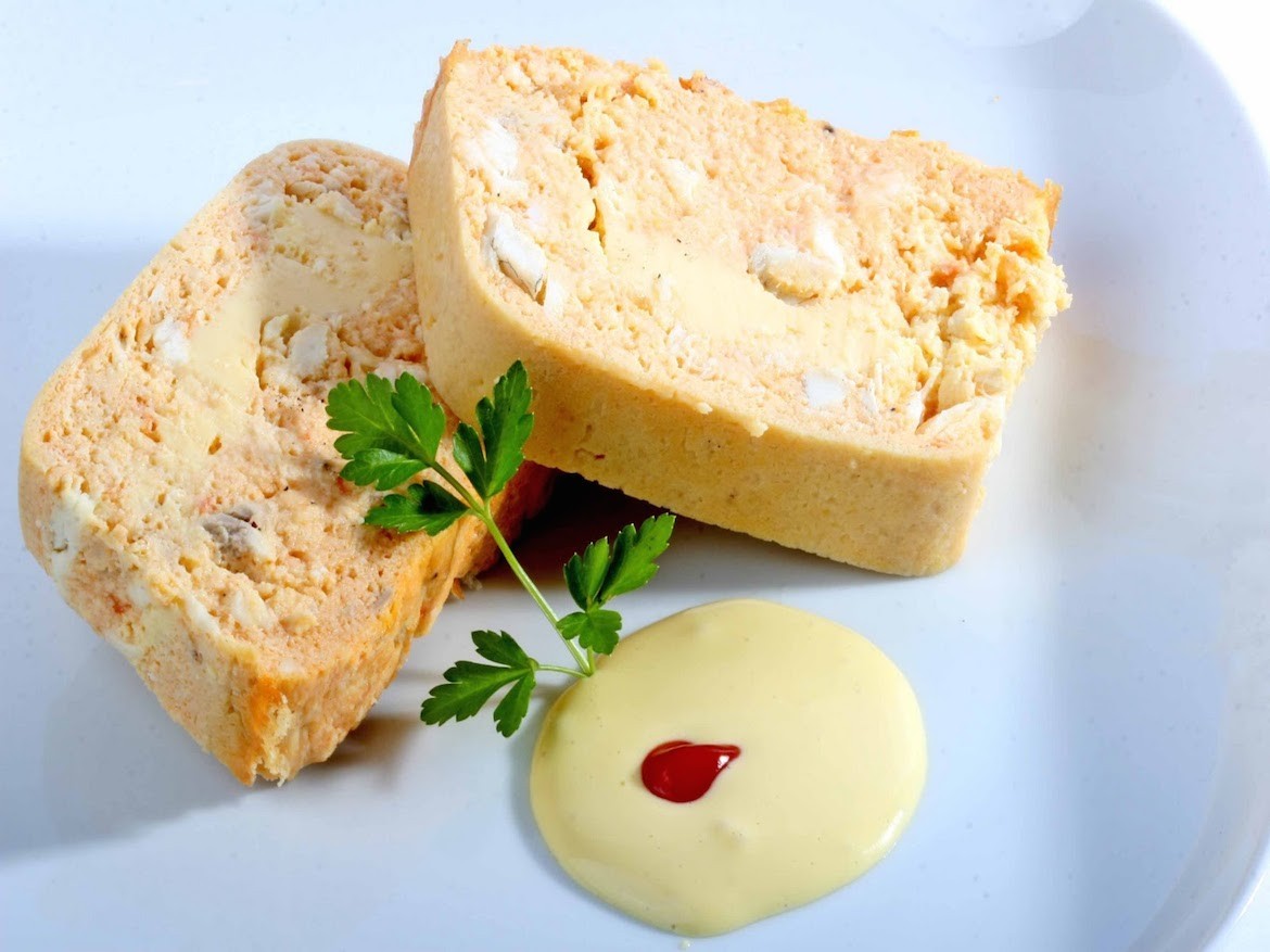 Pastel de cabrachos / Pastel de pescado – пирог или пудинг из рыбного паштета.